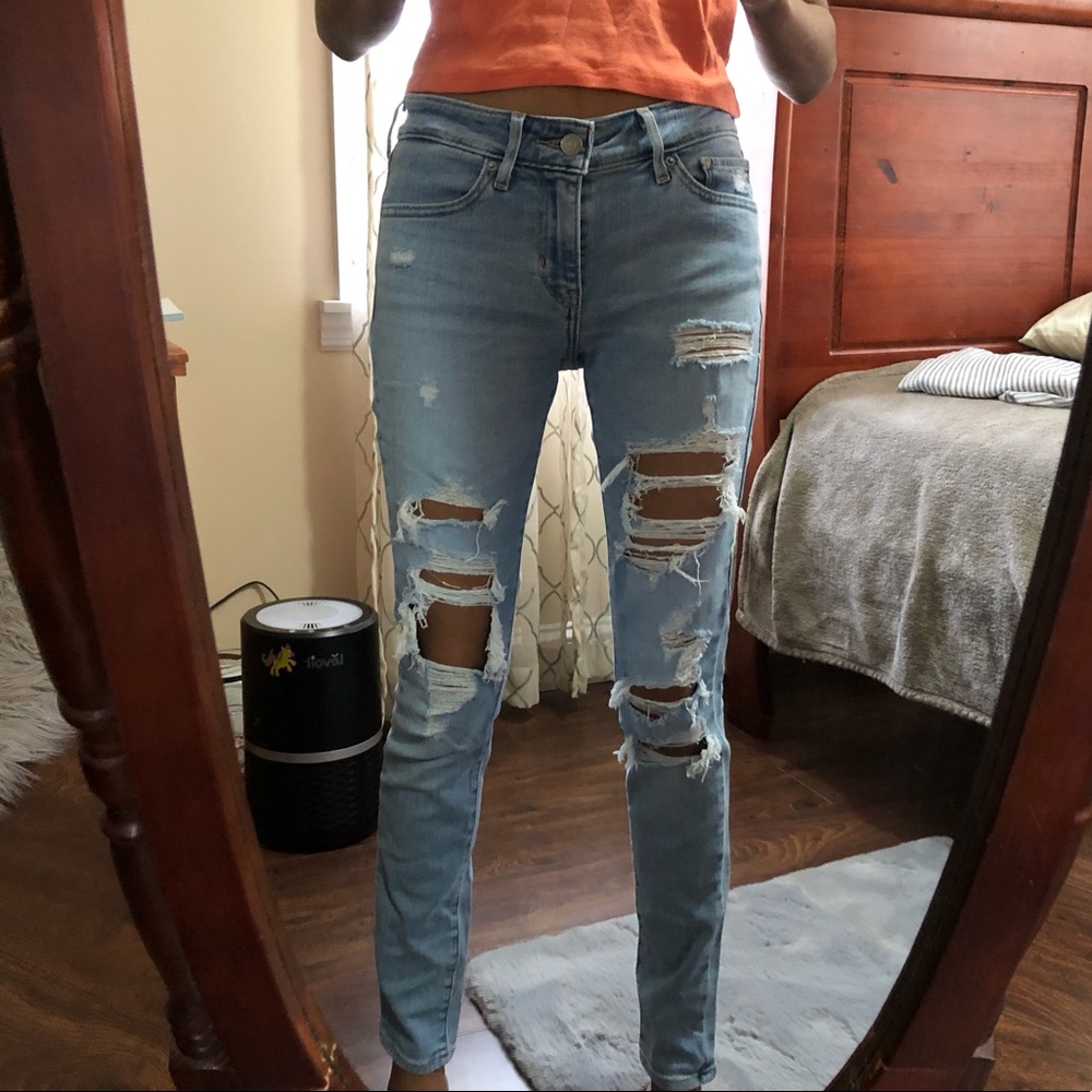 Levi’s 711 Skinny Jeans